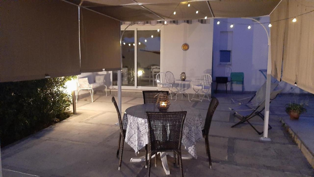 Casa Mare Ognina Villa Eksteriør billede